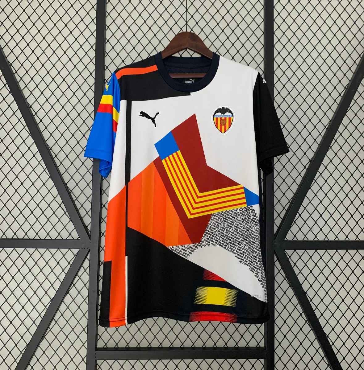 Valencia "Homenaje Fan" Special Edition Jersey 23/24