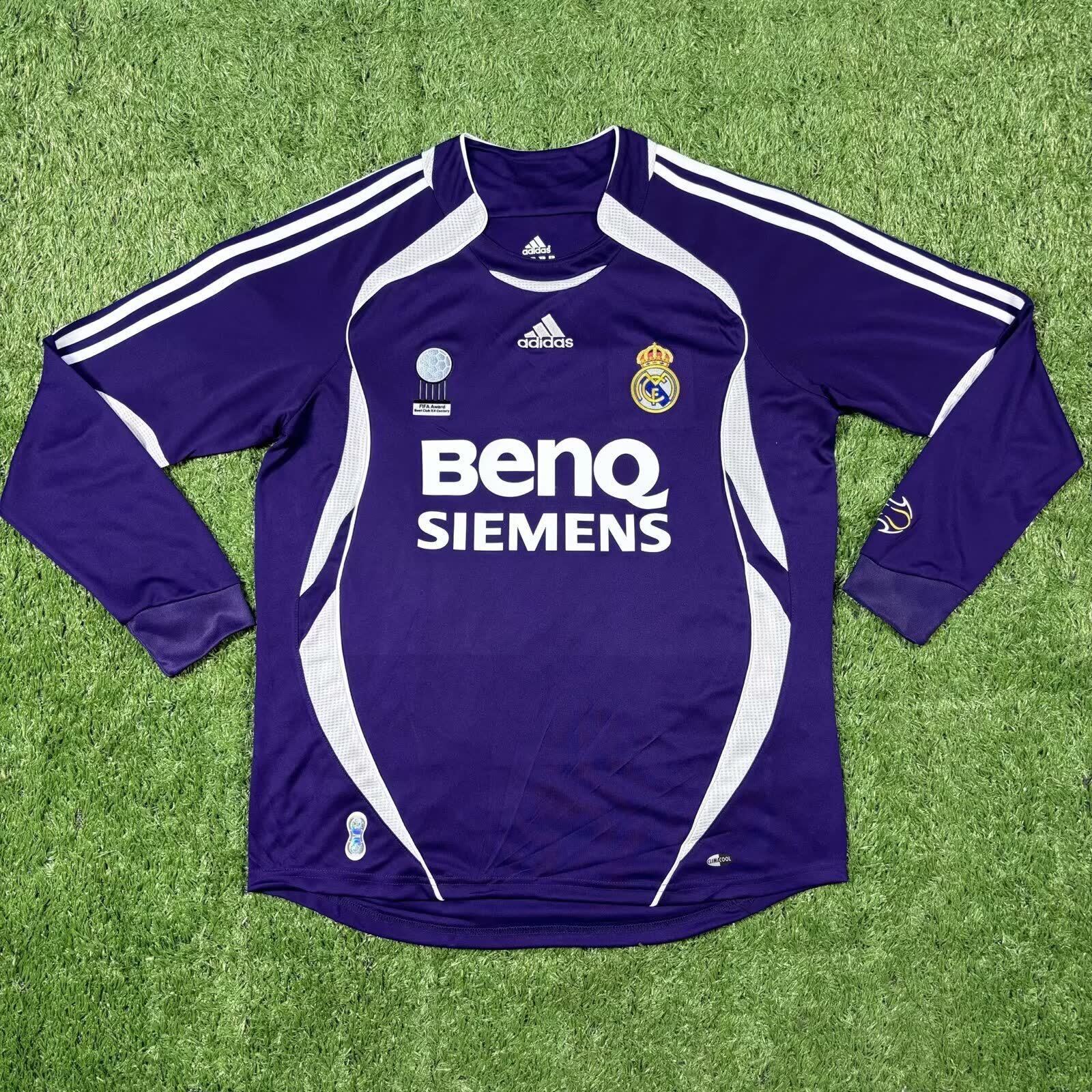 Real Madrid Retro Third Long Sleeve Jersey 06/07