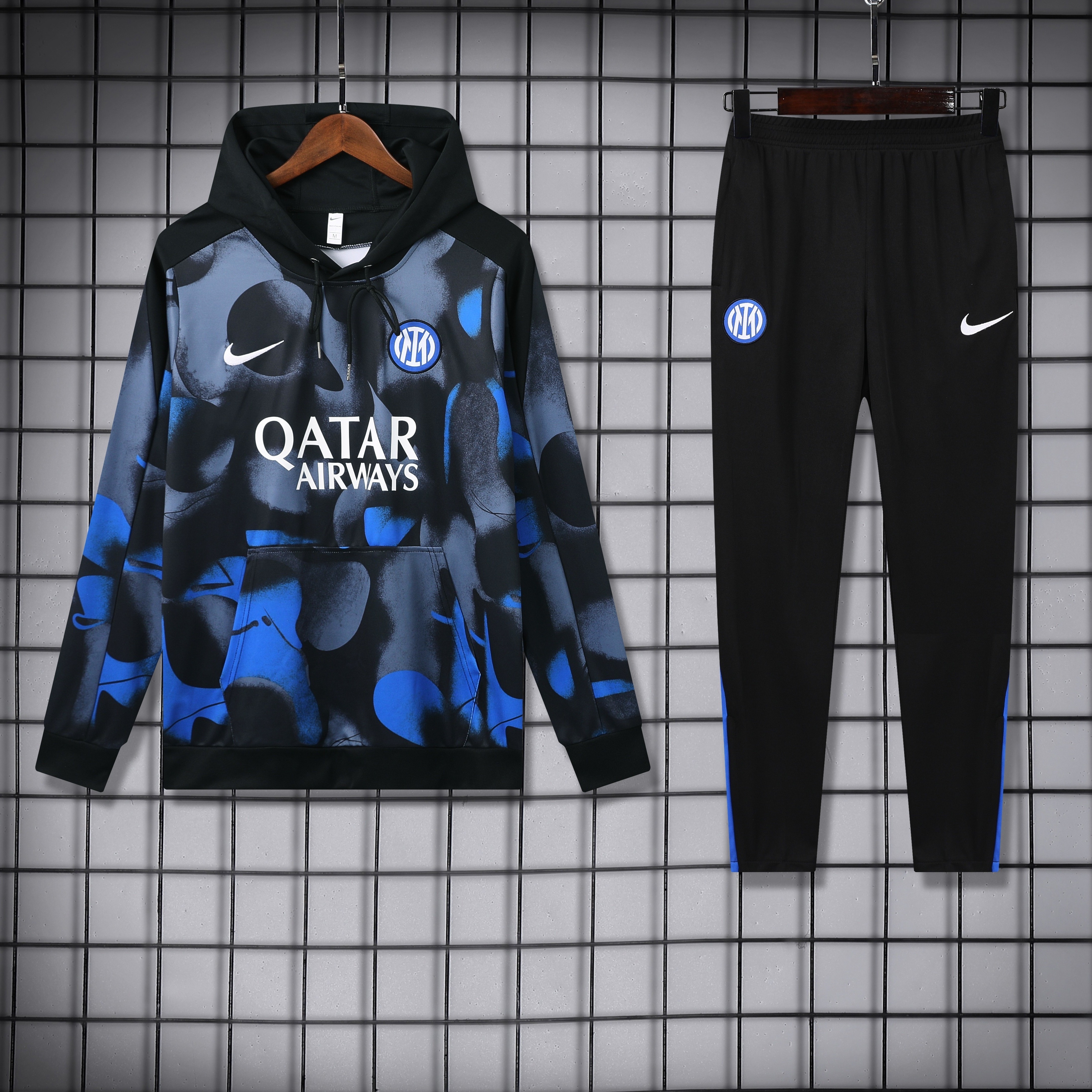 Inter Milan Black & Blue Abstract Hooded Tracksuit 25/26
